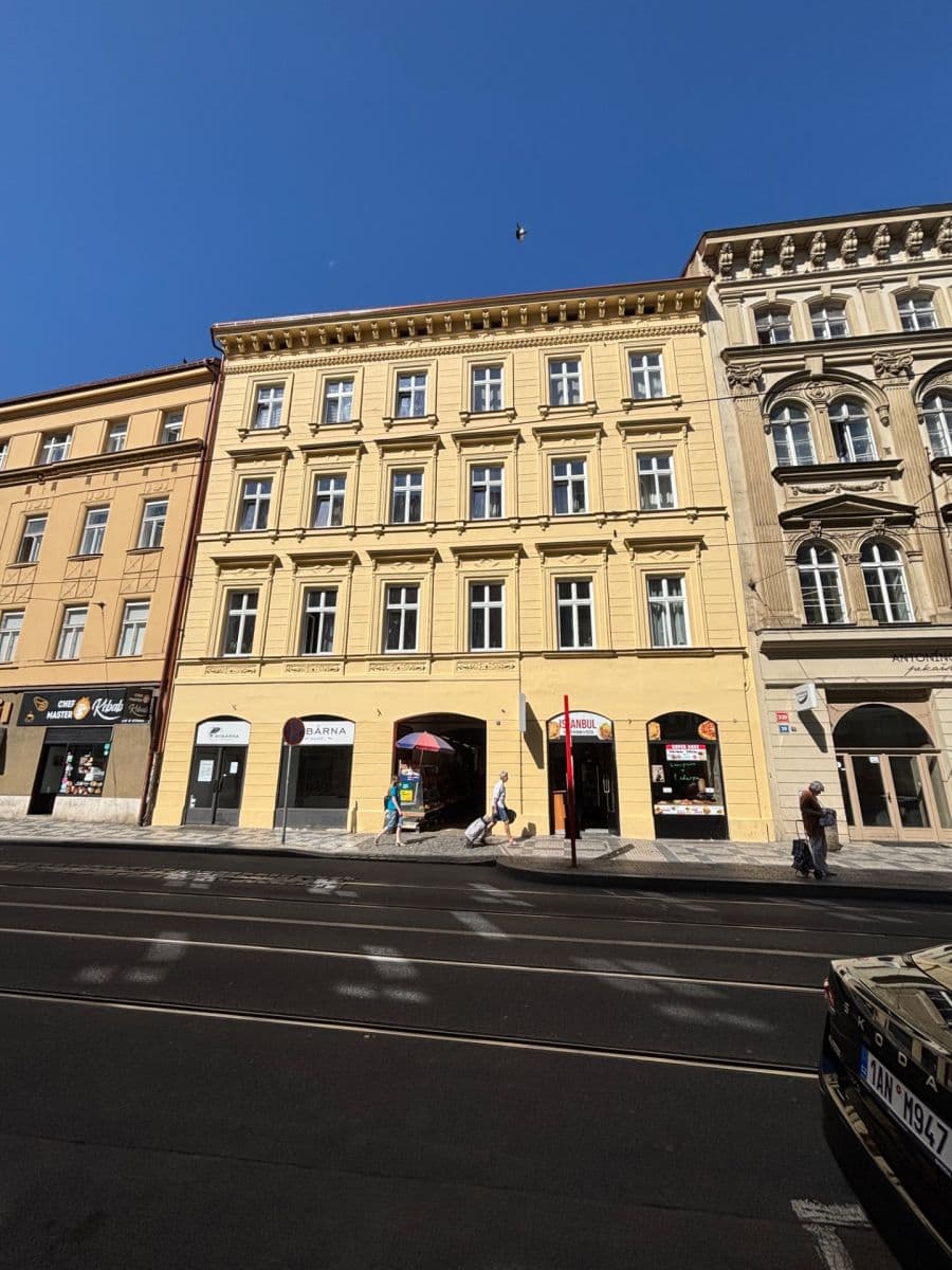 Pronájem bytu 2+1 84 m², Arbesovo náměstí, Praha, Praha Pronájem bytu 2+1 84 m², Arbesovo náměstí, Praha, Praha