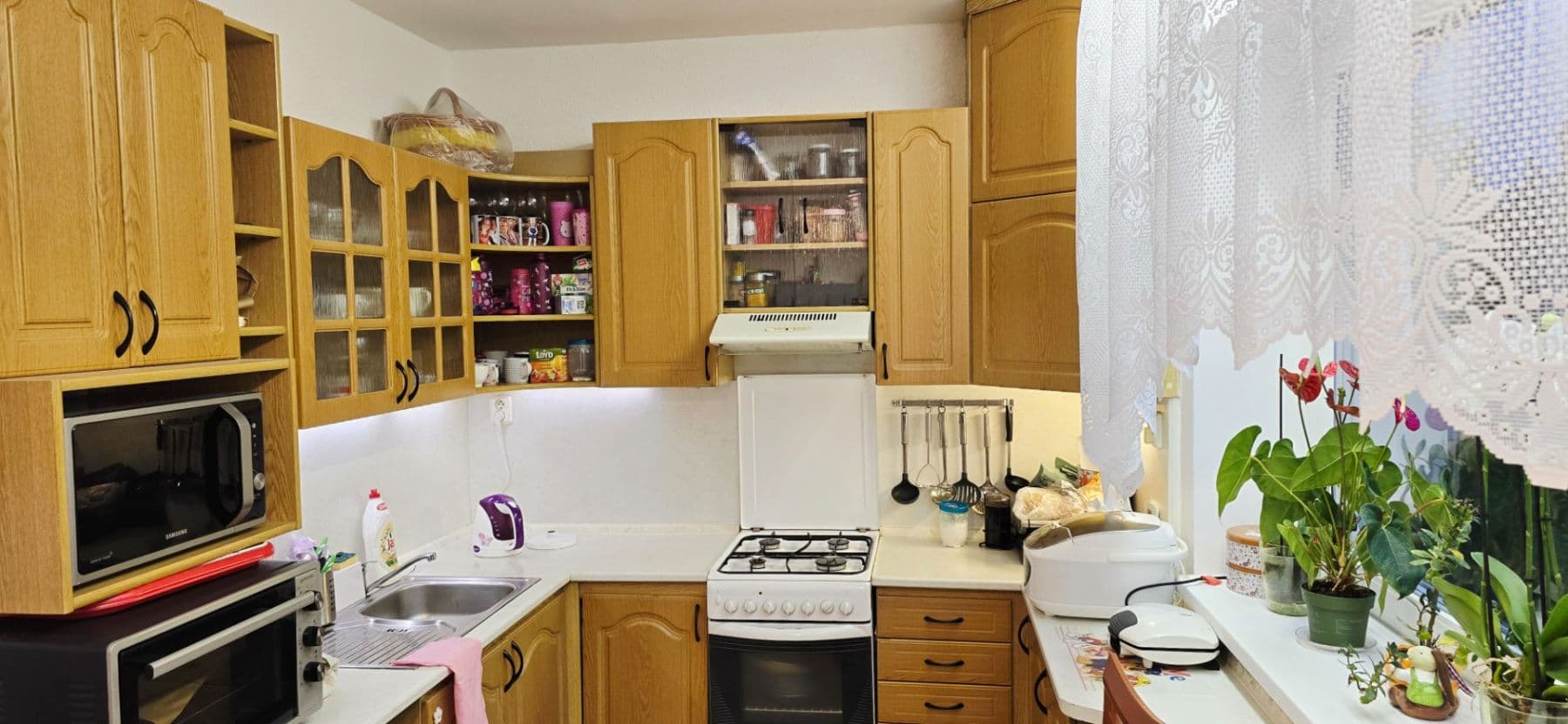 Pronájem bytu 3+1 73 m², U Kostela, Jablonec nad Nisou, Liberecký kraj Pronájem bytu 3+1 73 m², U Kostela, Jablonec nad Nisou, Liberecký kraj