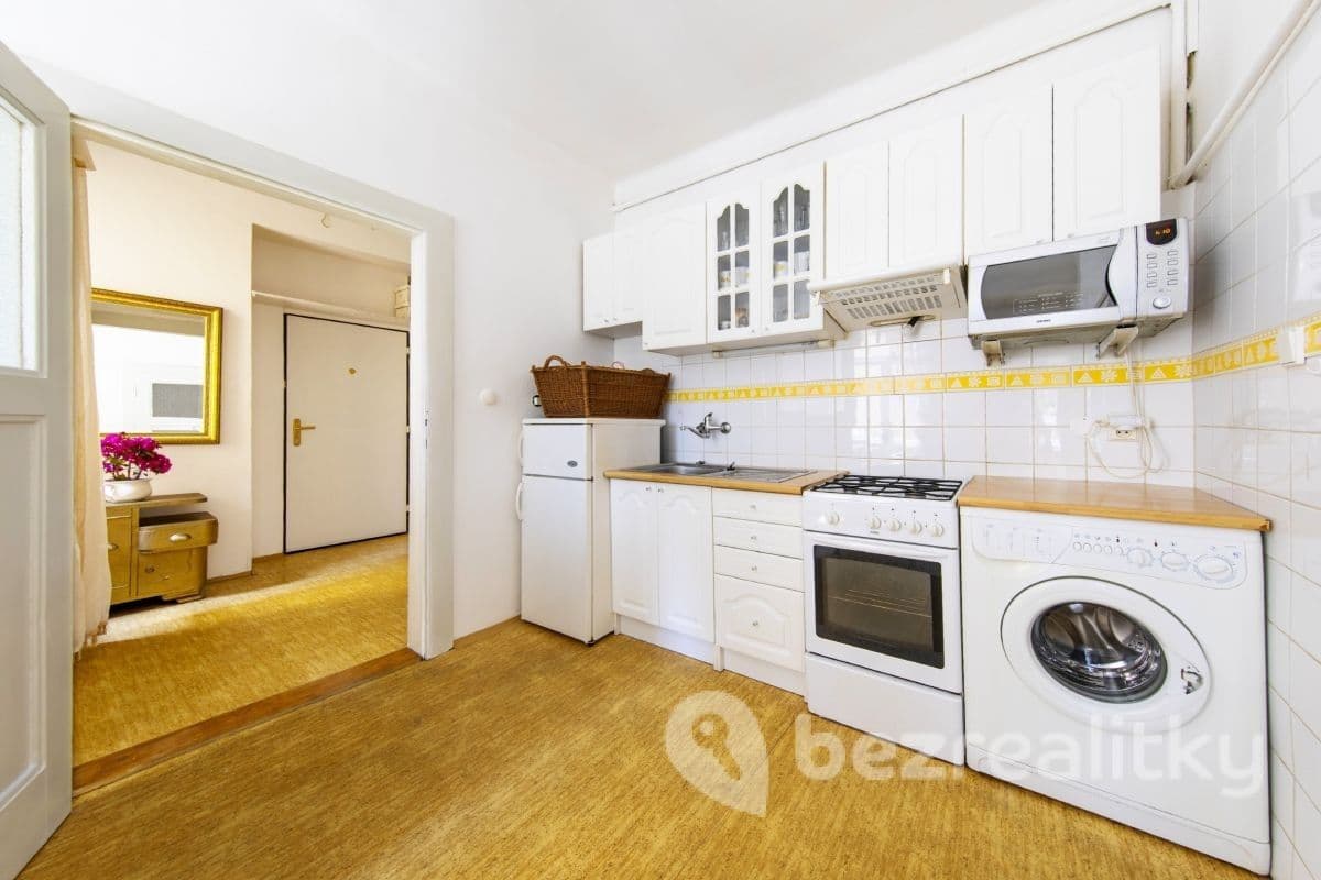 Prodej bytu 2+1 47 m², Biskupcova, Praha, Praha Prodej bytu 2+1 47 m², Biskupcova, Praha, Praha