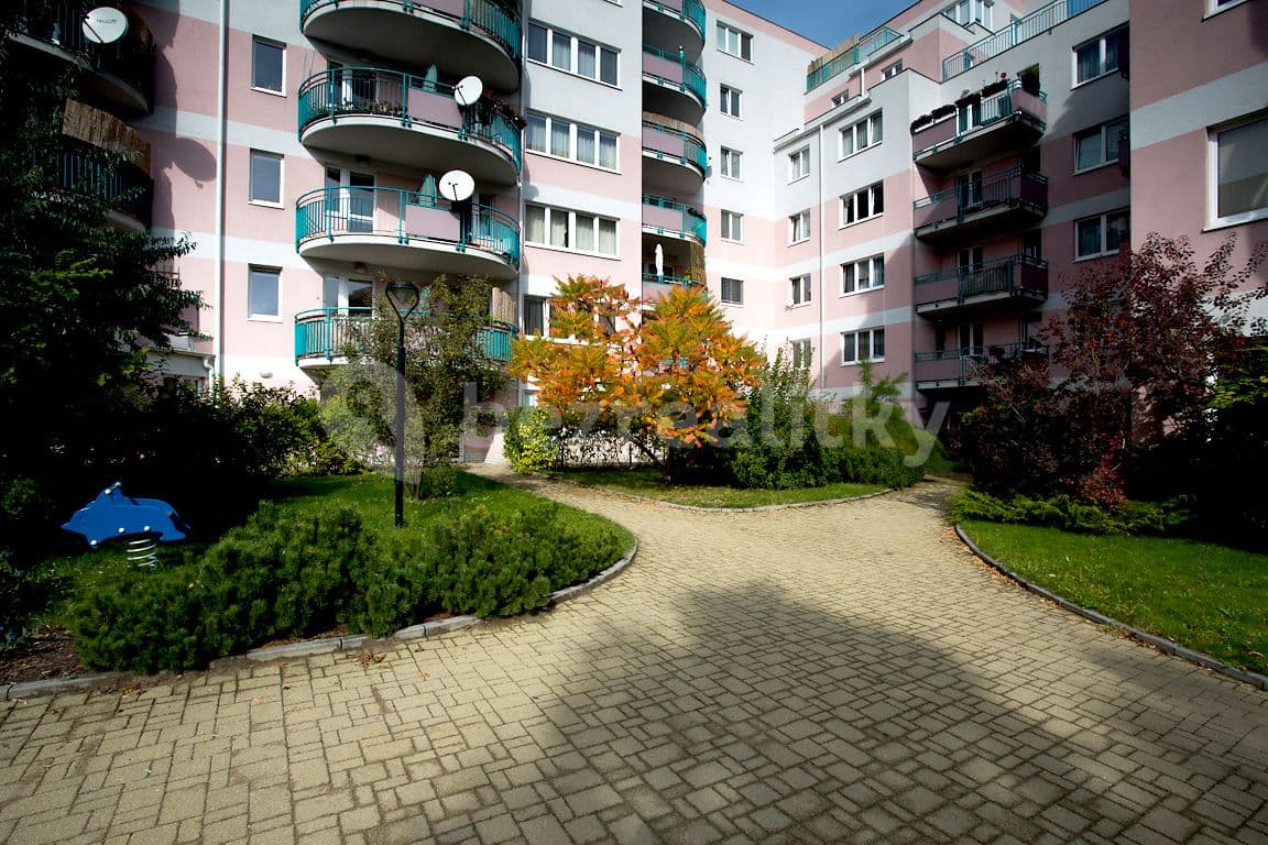 Pronájem bytu 1+kk 40 m², Na hroudě, Praha, Praha Pronájem bytu 1+kk 40 m², Na hroudě, Praha, Praha