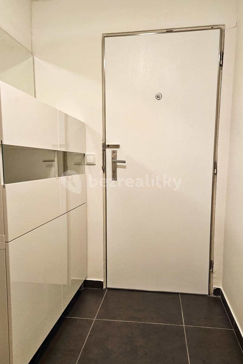 Pronájem bytu 2+1 65 m², Šimáčkova, Praha, Praha Pronájem bytu 2+1 65 m², Šimáčkova, Praha, Praha