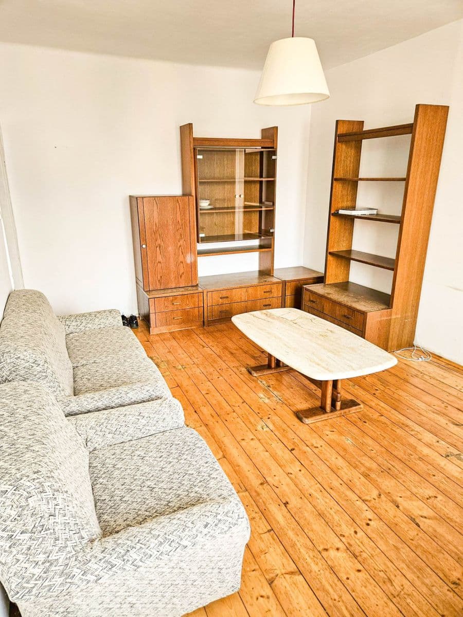 Pronájem bytu 2+1 47 m², U Slovanské pojišťovny, Praha, Praha Pronájem bytu 2+1 47 m², U Slovanské pojišťovny, Praha, Praha