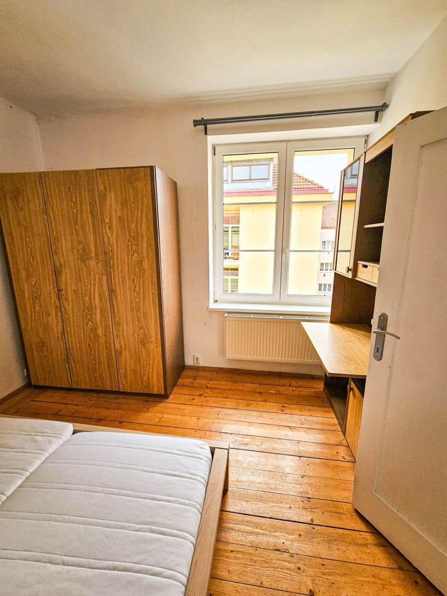 Pronájem bytu 2+1 47 m², U Slovanské pojišťovny, Praha, Praha Pronájem bytu 2+1 47 m², U Slovanské pojišťovny, Praha, Praha