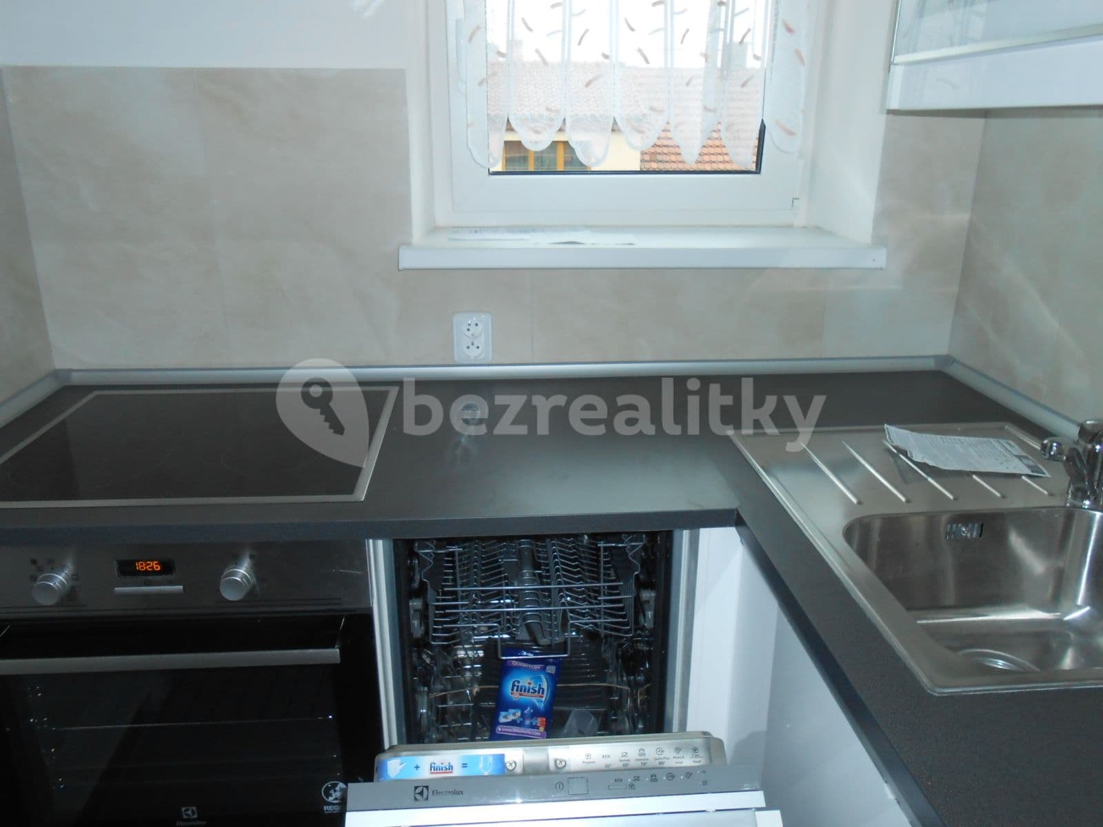 Pronájem bytu 2+1 50 m², Roztylské sady, Praha, Praha Pronájem bytu 2+1 50 m², Roztylské sady, Praha, Praha