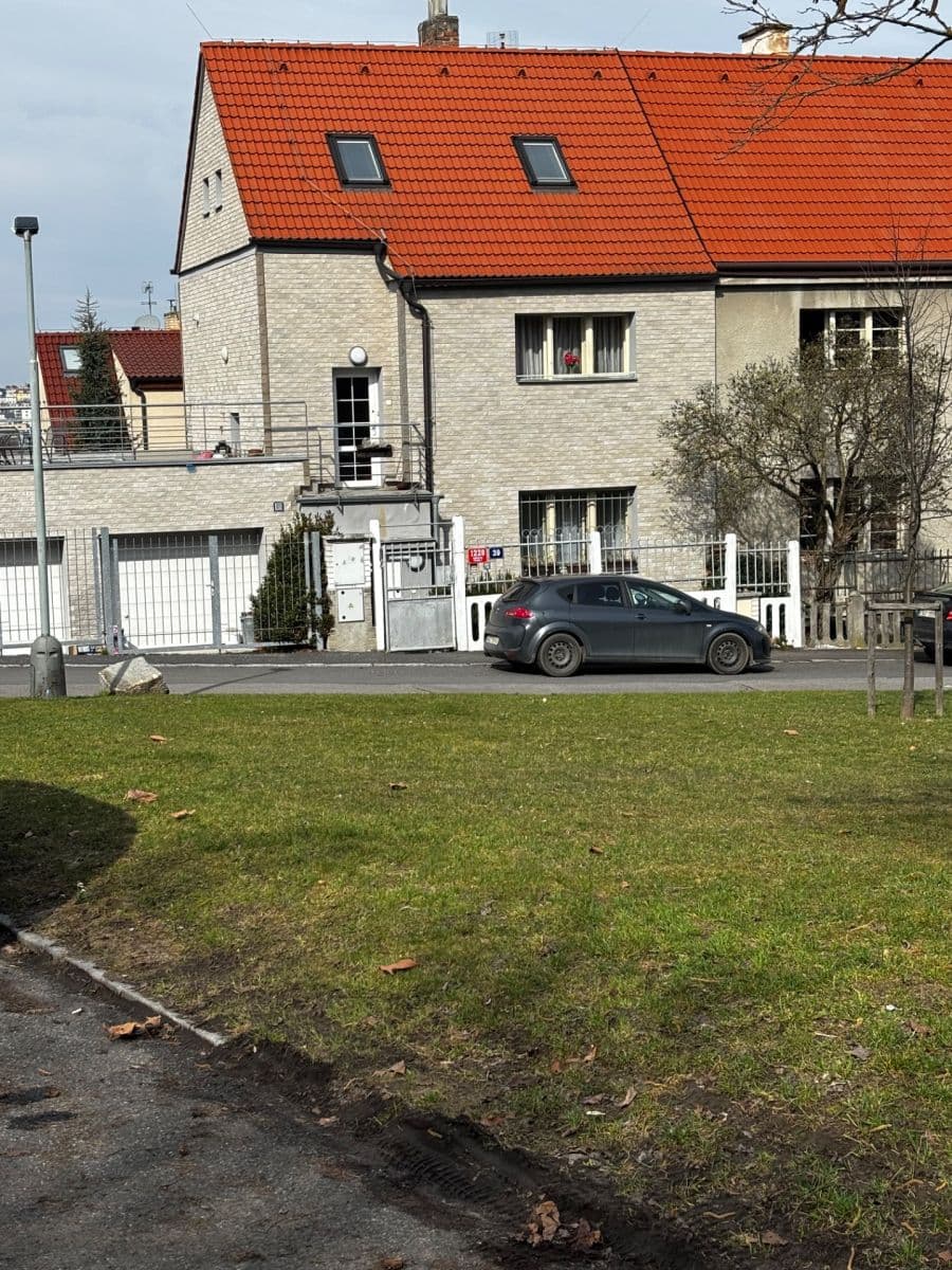 Pronájem bytu 2+1 56 m², Roztylské sady, Praha, Praha Pronájem bytu 2+1 56 m², Roztylské sady, Praha, Praha