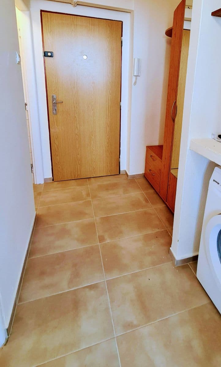 Pronájem bytu 1+1 33 m², třída Václava Klementa, Mladá Boleslav, Středočeský kraj Pronájem bytu 1+1 33 m², třída Václava Klementa, Mladá Boleslav, Středočeský kraj