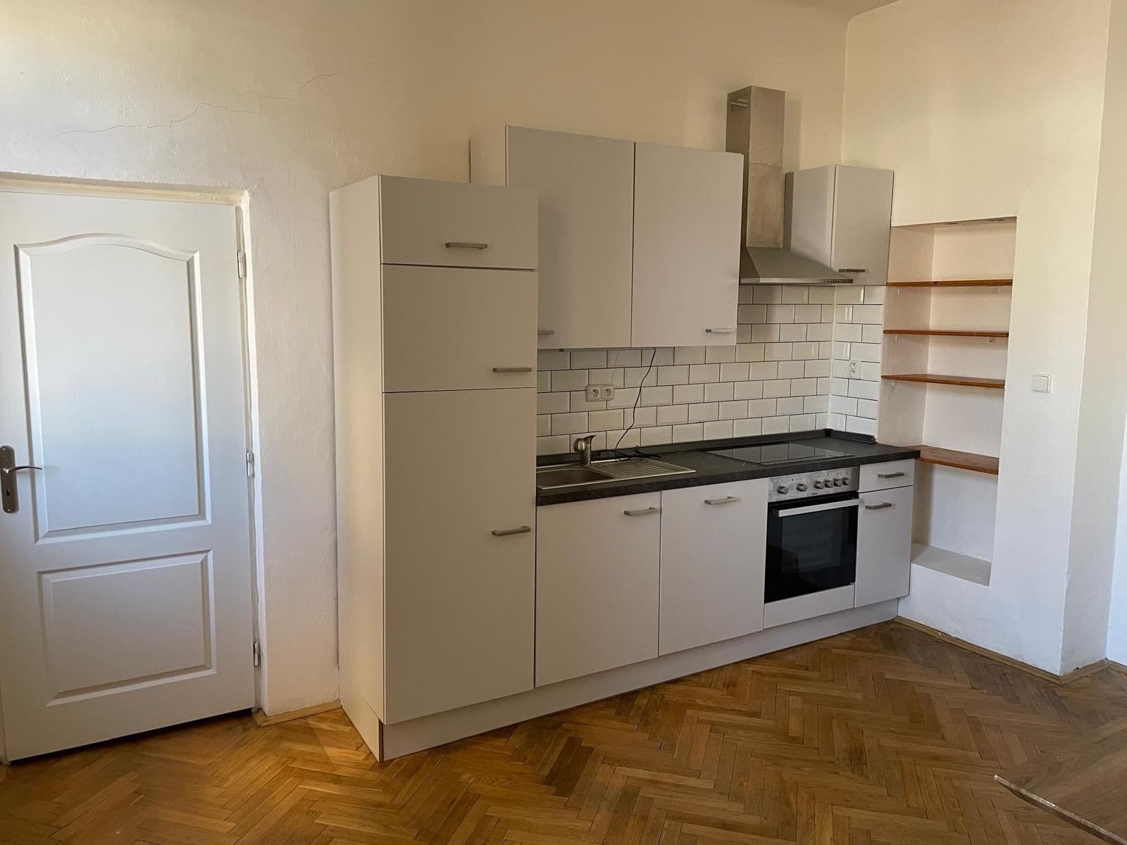 Pronájem bytu 2+1 78 m², Sokolovská, Praha, Praha Pronájem bytu 2+1 78 m², Sokolovská, Praha, Praha