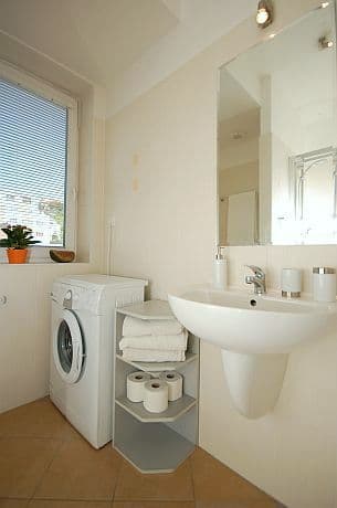 Pronájem bytu 1+kk 32 m², Plzeňská 1270, Praha, Praha Pronájem bytu 1+kk 32 m², Plzeňská 1270, Praha, Praha