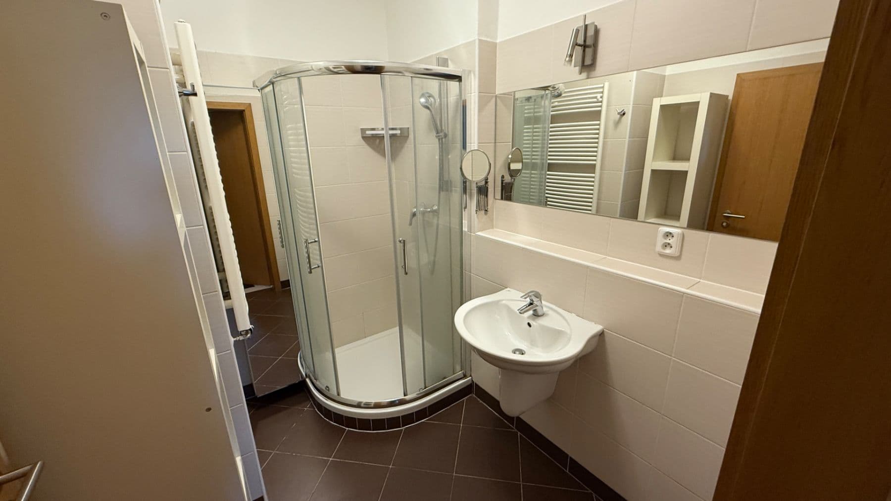 Pronájem bytu 1+kk 37 m², Na Výrovně, Praha, Praha Pronájem bytu 1+kk 37 m², Na Výrovně, Praha, Praha