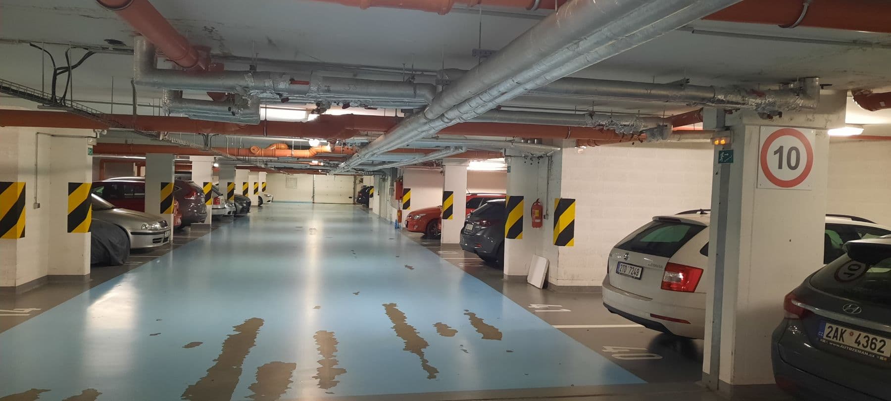 Pronájem garáže 18 m², Bechlínská, Praha, Praha Pronájem garáže 18 m², Bechlínská, Praha, Praha