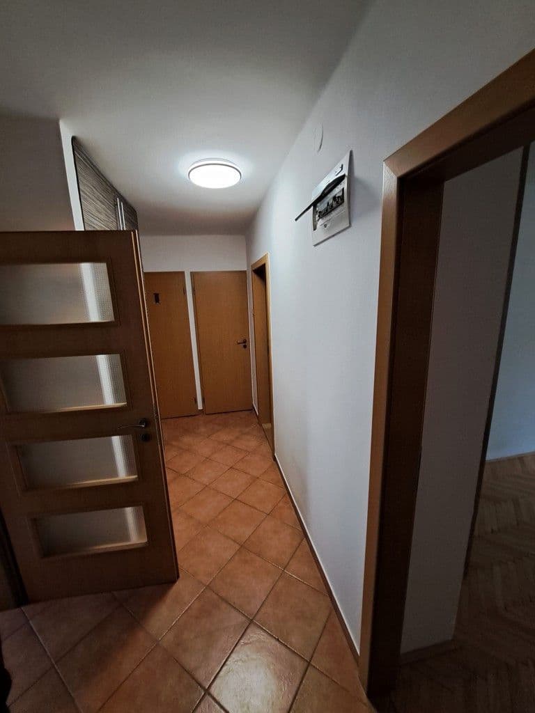 Pronájem bytu 2+1 62 m², Bachmačská, Kolín, Středočeský kraj Pronájem bytu 2+1 62 m², Bachmačská, Kolín, Středočeský kraj