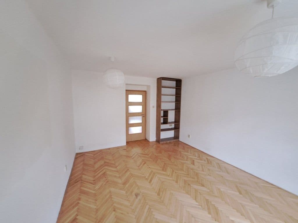 Pronájem bytu 2+1 62 m², Bachmačská, Kolín, Středočeský kraj Pronájem bytu 2+1 62 m², Bachmačská, Kolín, Středočeský kraj