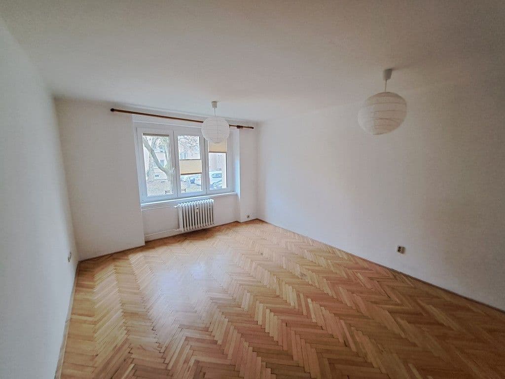 Pronájem bytu 2+1 62 m², Bachmačská, Kolín, Středočeský kraj Pronájem bytu 2+1 62 m², Bachmačská, Kolín, Středočeský kraj