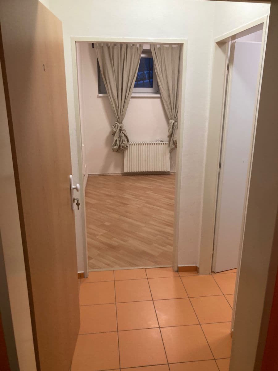 Pronájem bytu Garsoniéra 24 m², Tišnovská, Brno, Jihomoravský kraj Pronájem bytu Garsoniéra 24 m², Tišnovská, Brno, Jihomoravský kraj
