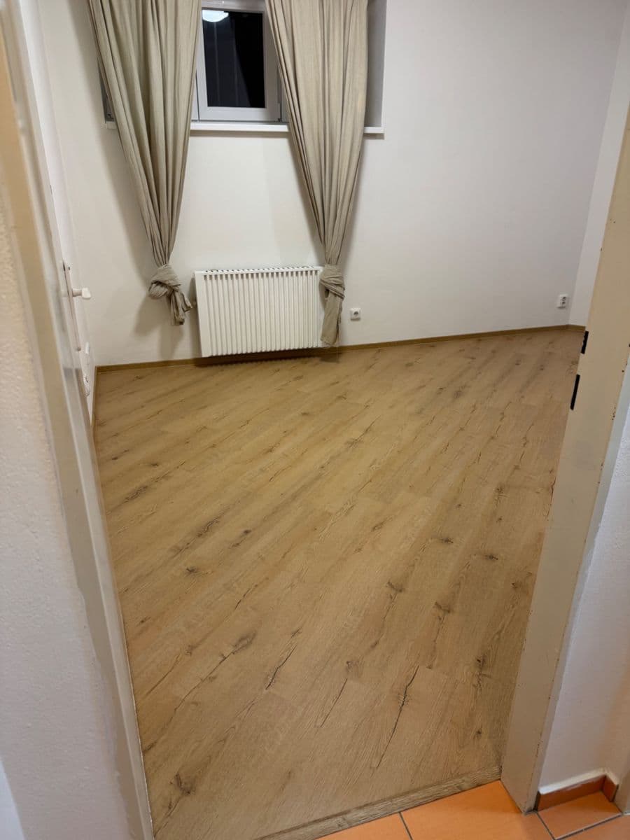 Pronájem bytu Garsoniéra 24 m², Tišnovská, Brno, Jihomoravský kraj Pronájem bytu Garsoniéra 24 m², Tišnovská, Brno, Jihomoravský kraj