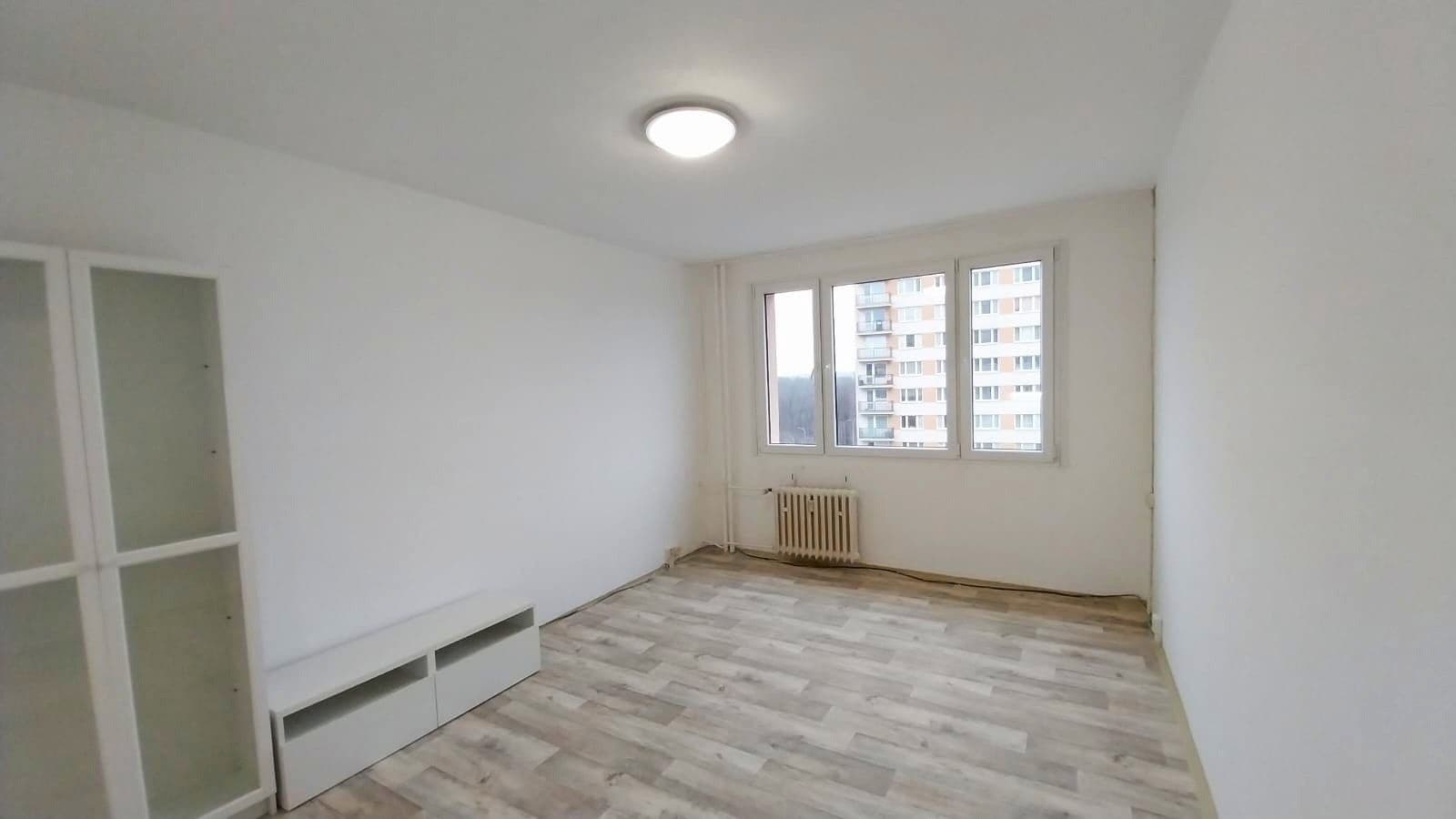 Pronájem bytu Garsoniéra 27 m², Nad lesním divadlem, Praha, Praha Pronájem bytu Garsoniéra 27 m², Nad lesním divadlem, Praha, Praha