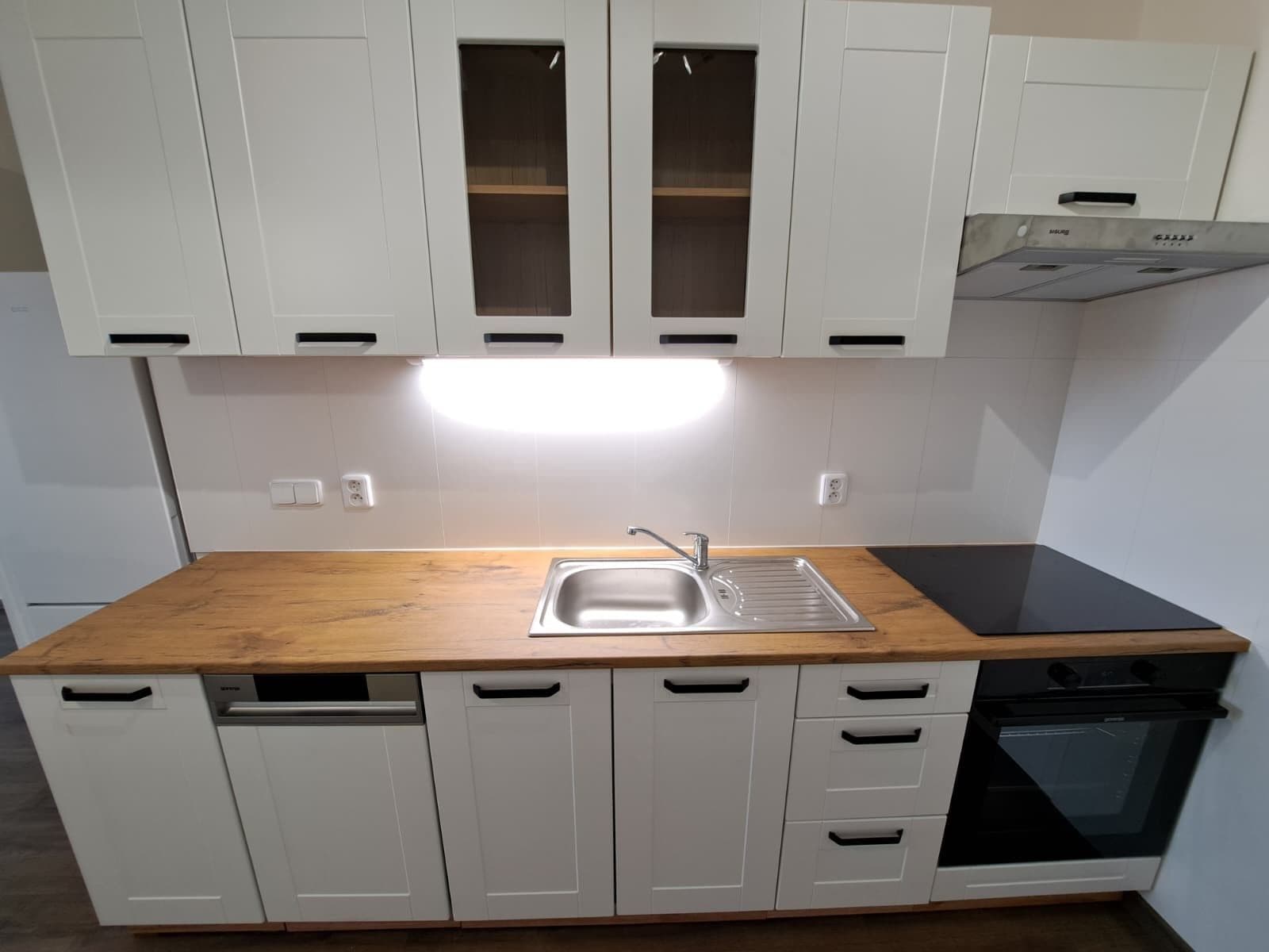 Pronájem bytu 3+kk 65 m², Nechvílova, Praha, Praha Pronájem bytu 3+kk 65 m², Nechvílova, Praha, Praha