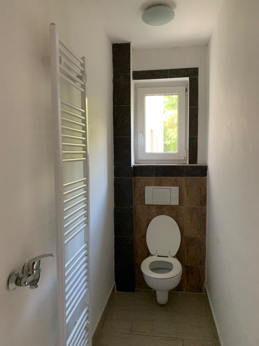 Pronájem bytu 2+kk 40 m², Husitská, Praha, Praha Pronájem bytu 2+kk 40 m², Husitská, Praha, Praha
