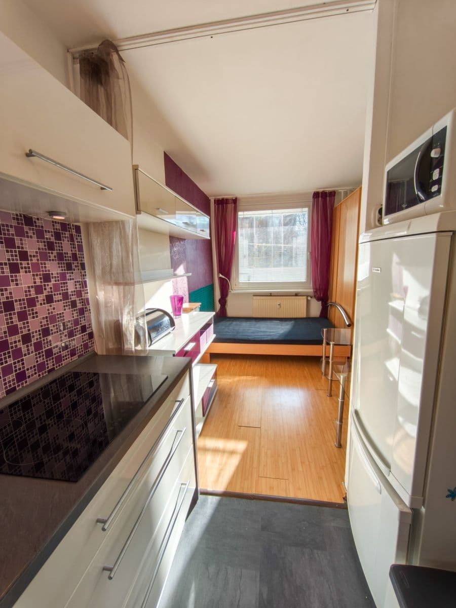 Pronájem bytu 1+kk 44 m², Štětínská, Praha, Praha Pronájem bytu 1+kk 44 m², Štětínská, Praha, Praha