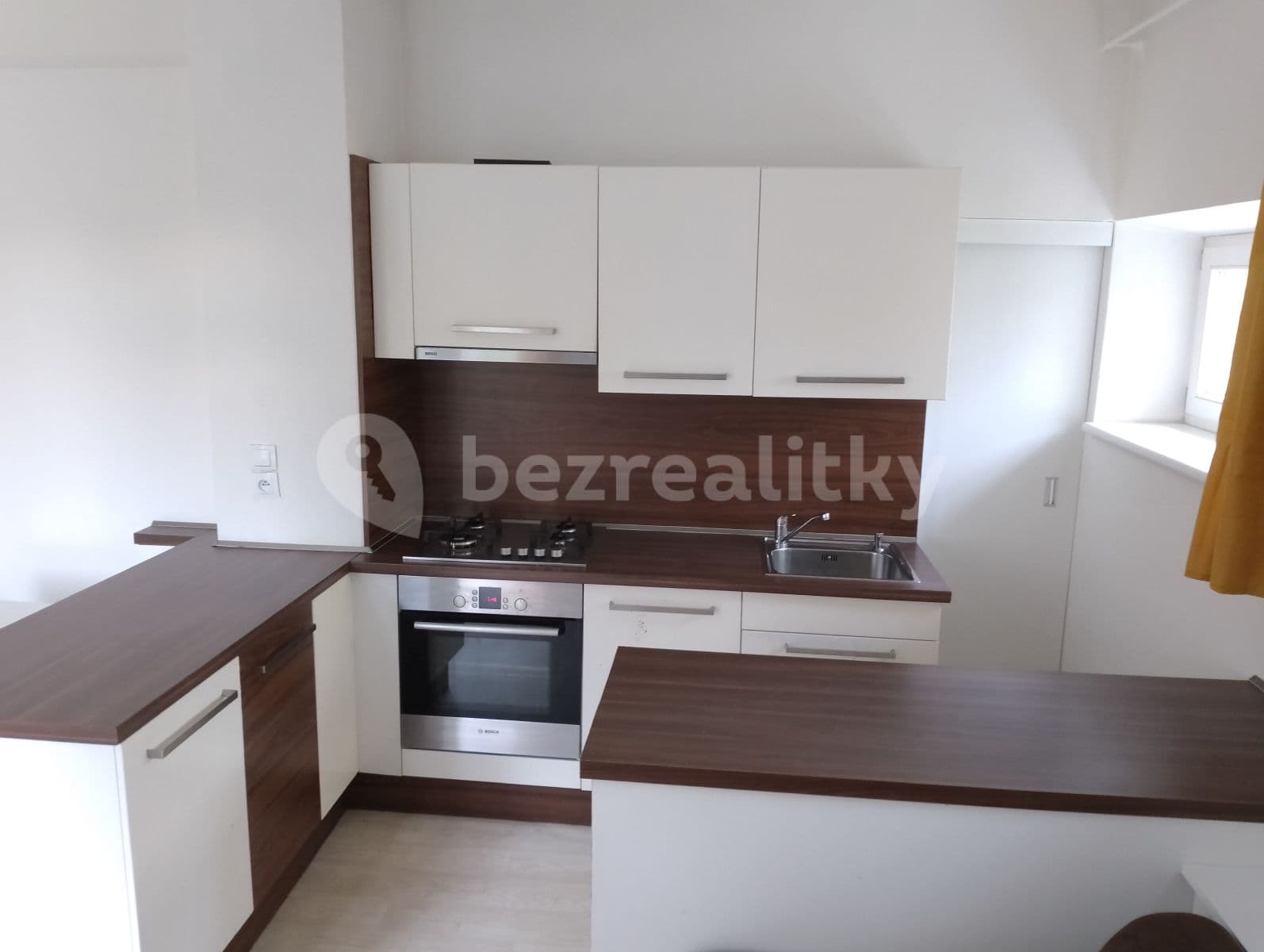 Pronájem bytu 2+kk 45 m², Renneská třída, Brno, Jihomoravský kraj Pronájem bytu 2+kk 45 m², Renneská třída, Brno, Jihomoravský kraj