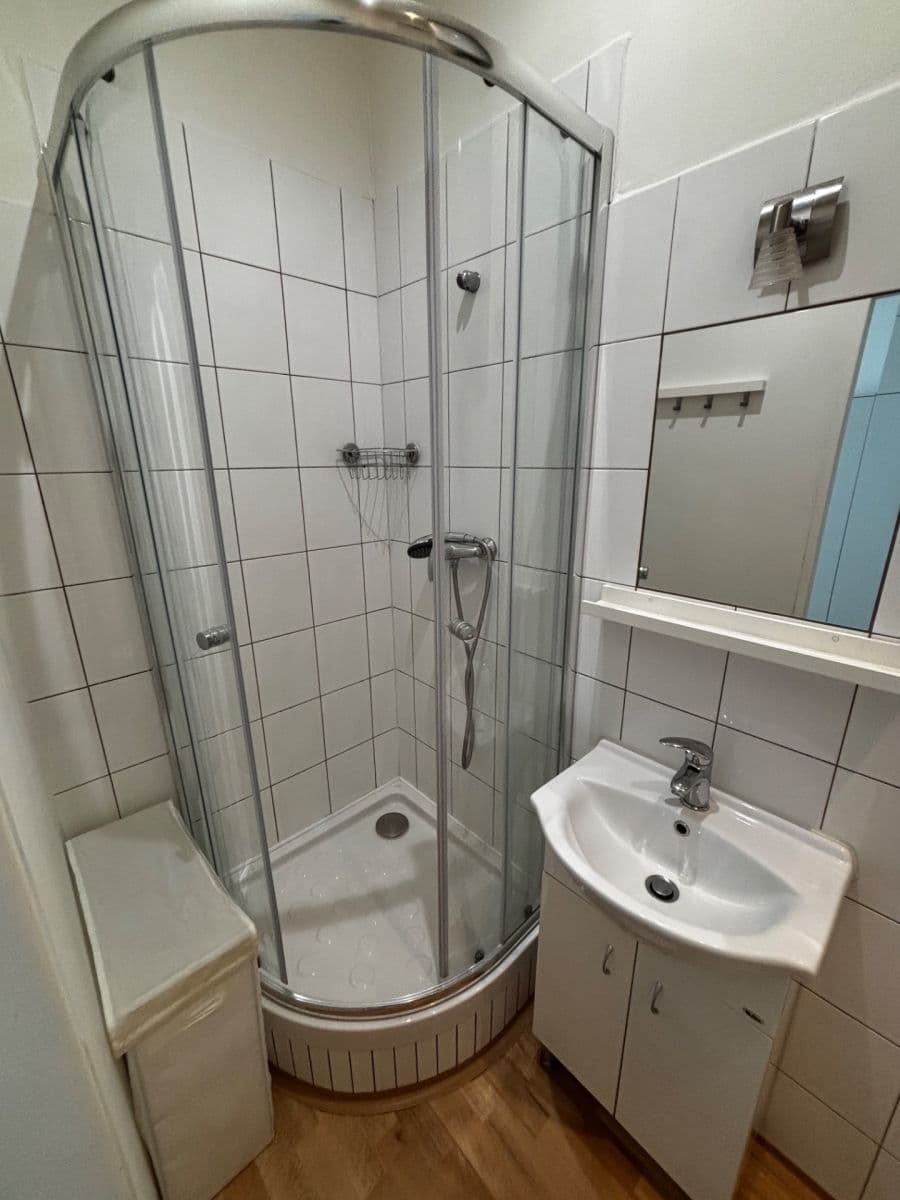 Pronájem bytu Garsoniéra 23 m², V Nových Vokovicích, Praha, Praha Pronájem bytu Garsoniéra 23 m², V Nových Vokovicích, Praha, Praha