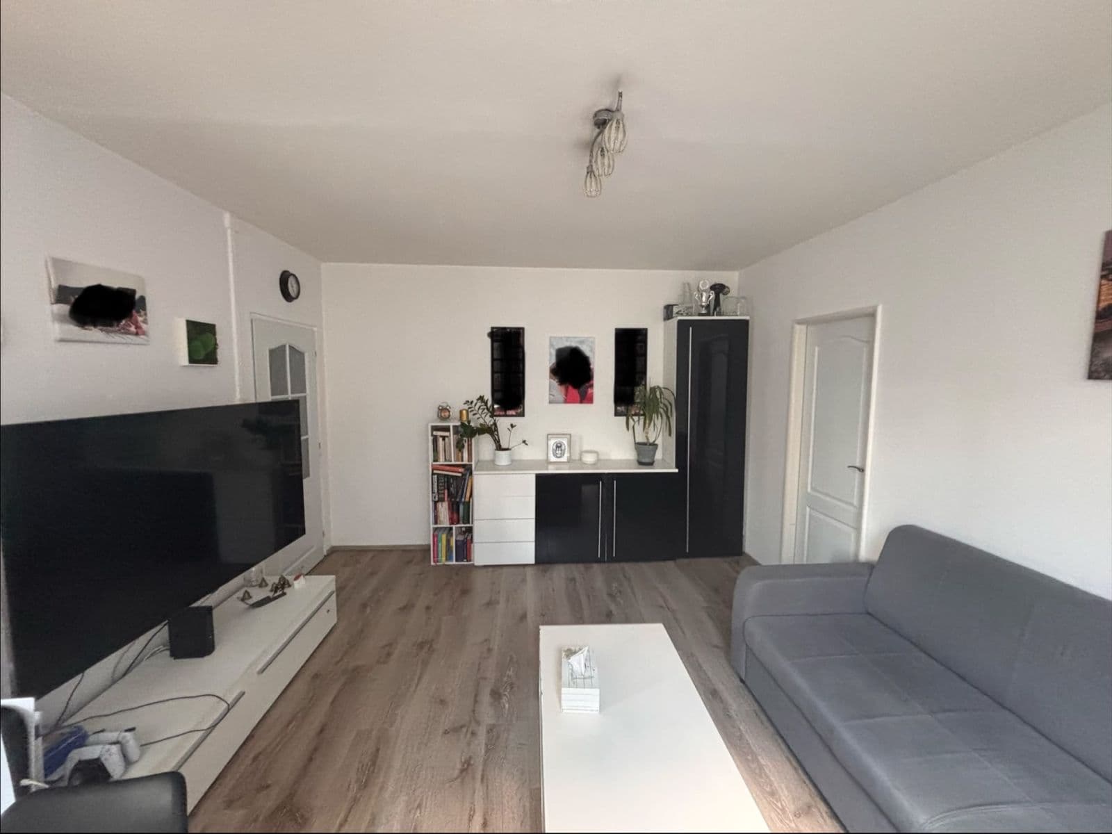Pronájem bytu 3+1 60 m², Harrachovská, Praha, Praha Pronájem bytu 3+1 60 m², Harrachovská, Praha, Praha