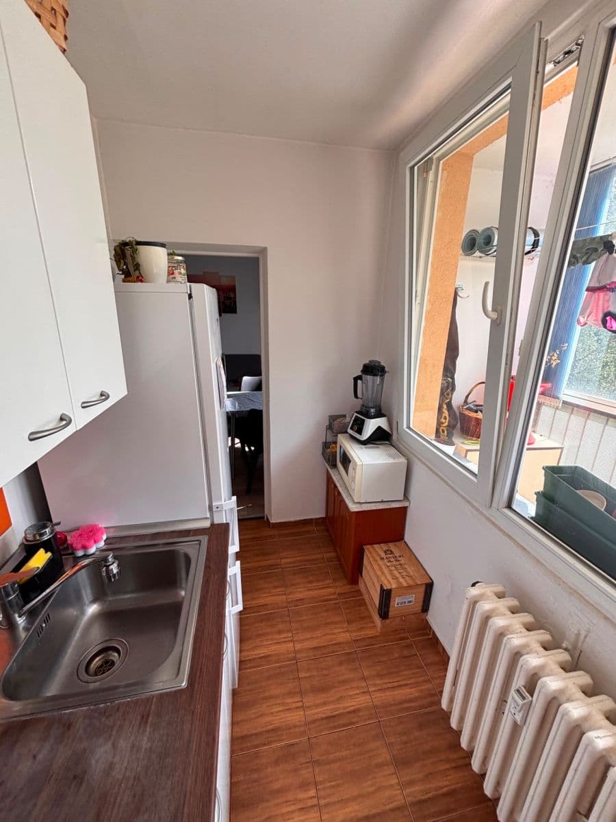 Pronájem bytu 3+1 60 m², Harrachovská, Praha, Praha Pronájem bytu 3+1 60 m², Harrachovská, Praha, Praha