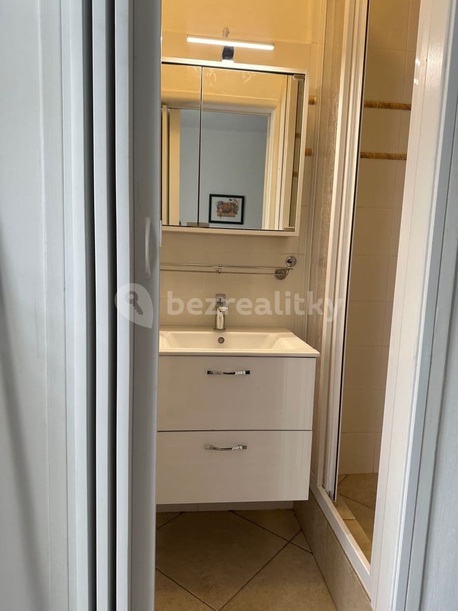 Pronájem bytu Garsoniéra 22 m², Zelenečská, Praha, Praha Pronájem bytu Garsoniéra 22 m², Zelenečská, Praha, Praha