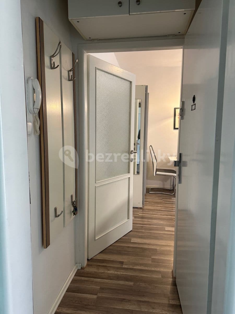 Pronájem bytu Garsoniéra 22 m², Zelenečská, Praha, Praha Pronájem bytu Garsoniéra 22 m², Zelenečská, Praha, Praha