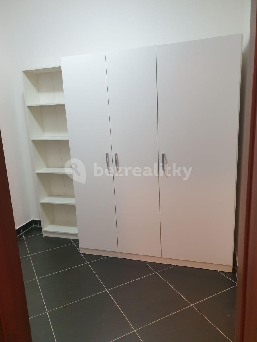 Pronájem bytu 1+kk 31 m², Svitákova, Praha, Praha Pronájem bytu 1+kk 31 m², Svitákova, Praha, Praha