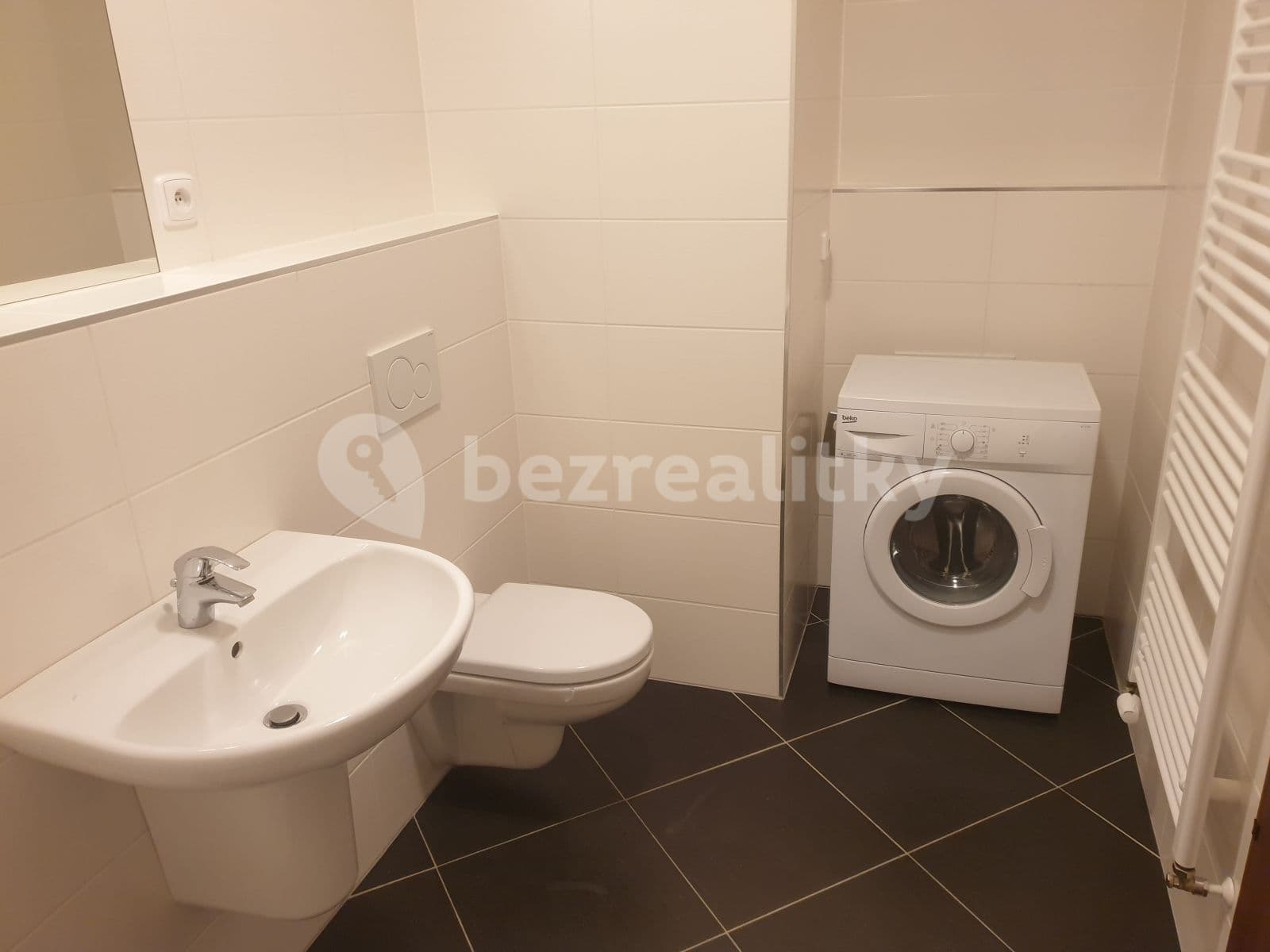Pronájem bytu 1+kk 31 m², Svitákova, Praha, Praha Pronájem bytu 1+kk 31 m², Svitákova, Praha, Praha