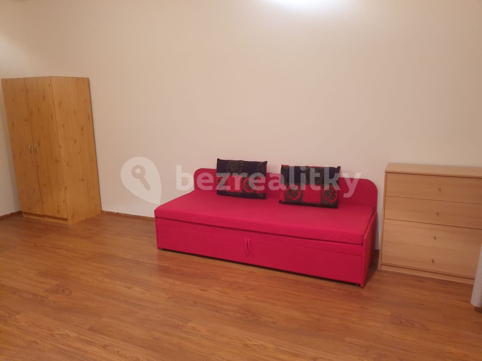 Pronájem bytu 1+kk 31 m², Svitákova, Praha, Praha Pronájem bytu 1+kk 31 m², Svitákova, Praha, Praha