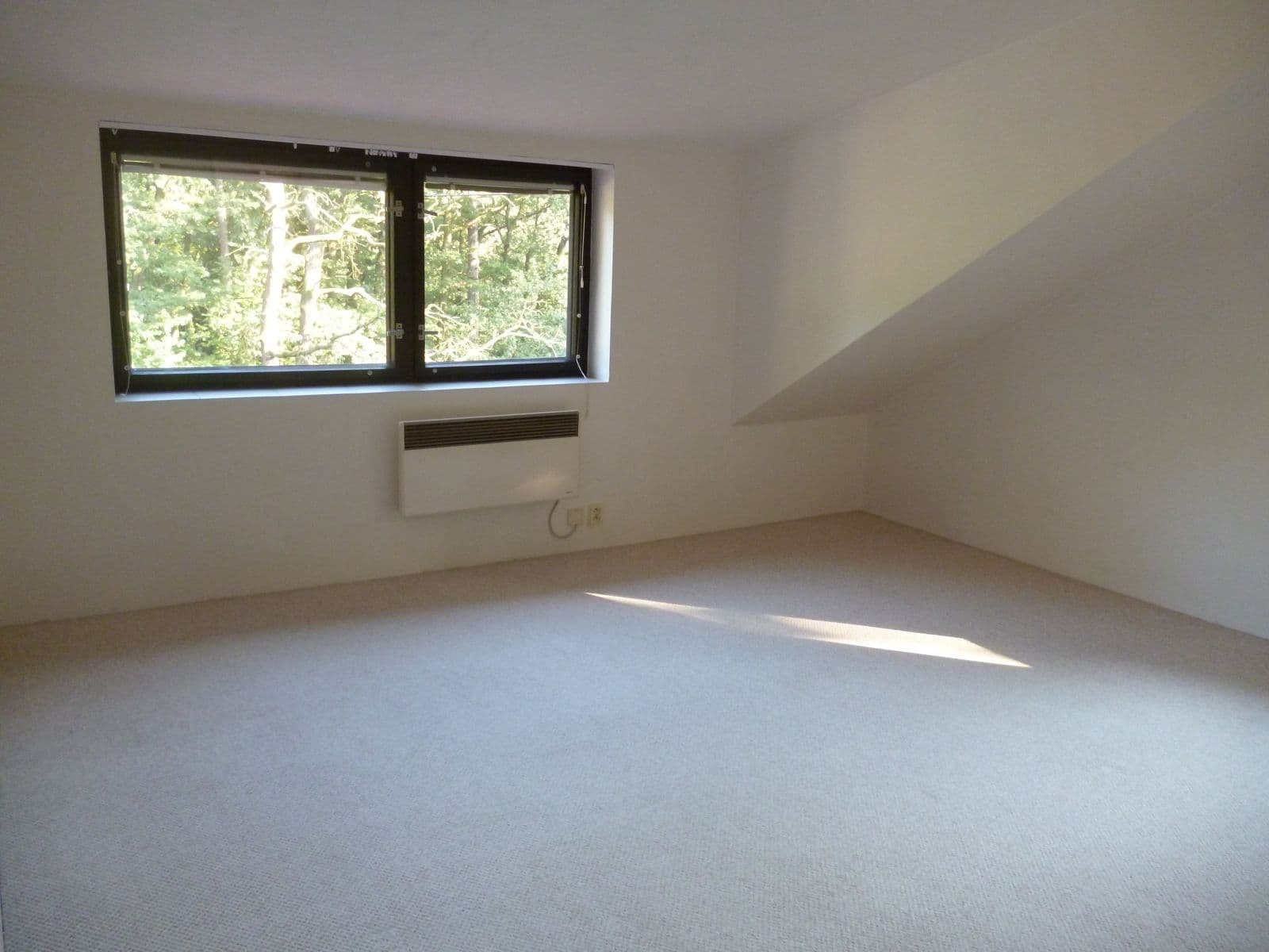 Pronájem bytu 2+1 56 m², Jedlová, Černošice, Středočeský kraj Pronájem bytu 2+1 56 m², Jedlová, Černošice, Středočeský kraj