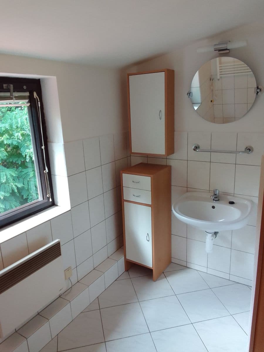Pronájem bytu 2+1 56 m², Jedlová, Černošice, Středočeský kraj Pronájem bytu 2+1 56 m², Jedlová, Černošice, Středočeský kraj