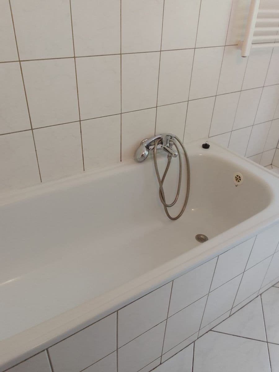 Pronájem bytu 2+1 56 m², Jedlová, Černošice, Středočeský kraj Pronájem bytu 2+1 56 m², Jedlová, Černošice, Středočeský kraj