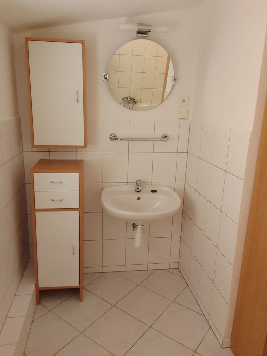 Pronájem bytu 2+1 56 m², Jedlová, Černošice, Středočeský kraj Pronájem bytu 2+1 56 m², Jedlová, Černošice, Středočeský kraj