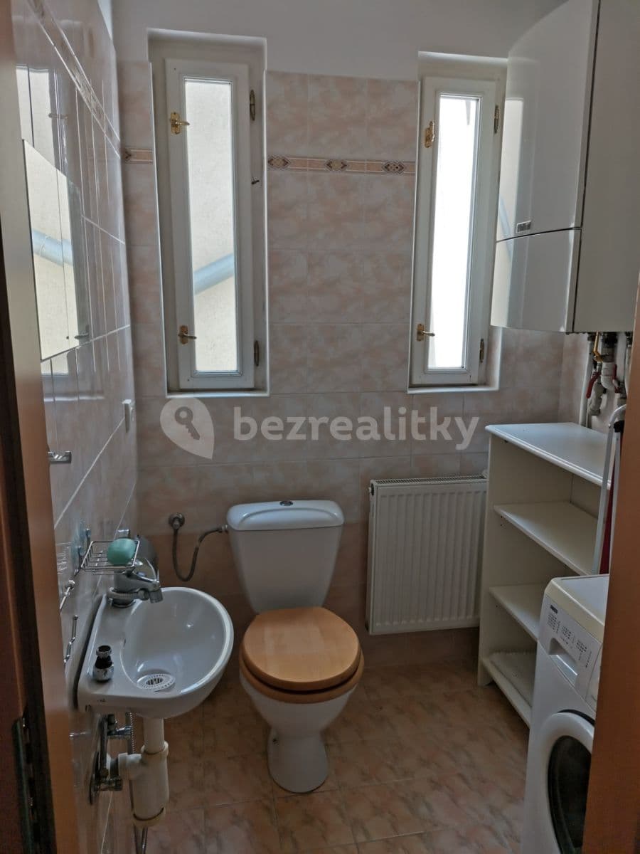 Pronájem bytu 2+kk 45 m², Na Topolce, Praha, Praha Pronájem bytu 2+kk 45 m², Na Topolce, Praha, Praha