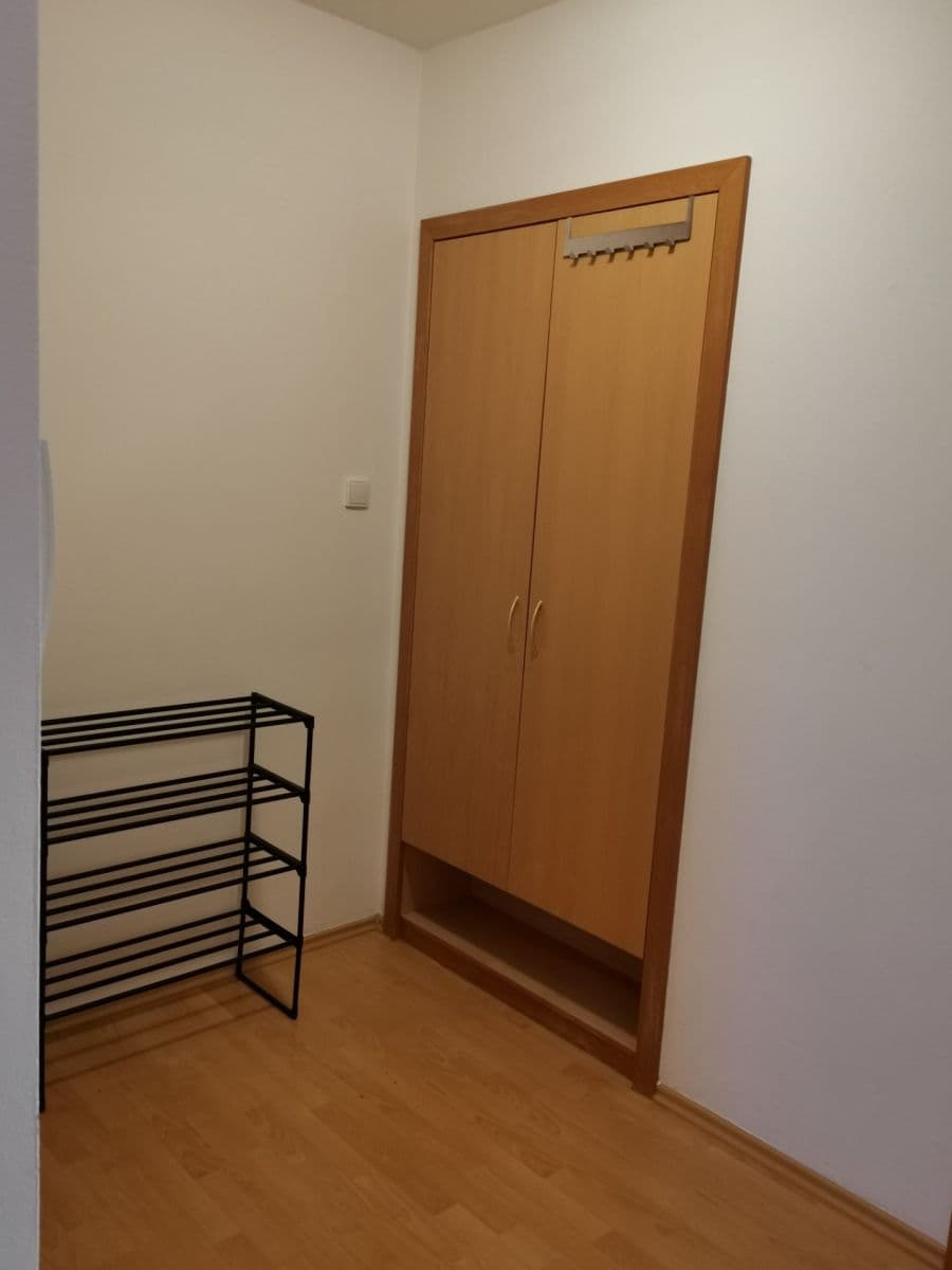Pronájem bytu 2+kk 45 m², Na Topolce, Praha, Praha Pronájem bytu 2+kk 45 m², Na Topolce, Praha, Praha