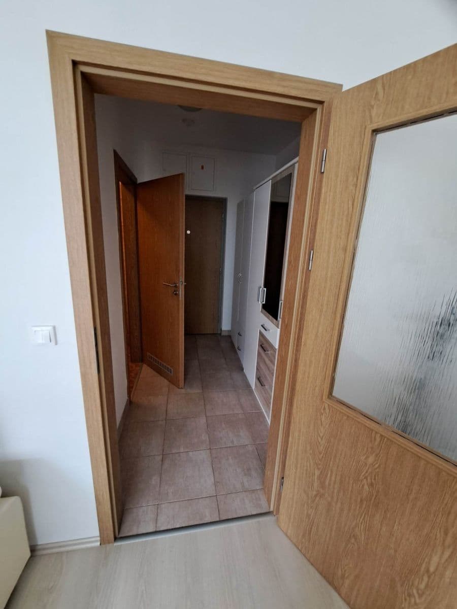 Pronájem bytu Garsoniéra 32 m², Hornoměcholupská, Praha, Praha Pronájem bytu Garsoniéra 32 m², Hornoměcholupská, Praha, Praha