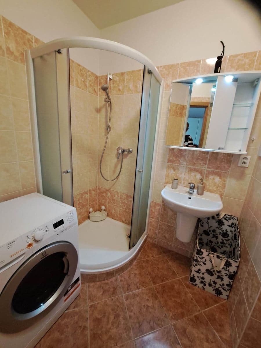 Pronájem bytu Garsoniéra 32 m², Hornoměcholupská, Praha, Praha Pronájem bytu Garsoniéra 32 m², Hornoměcholupská, Praha, Praha