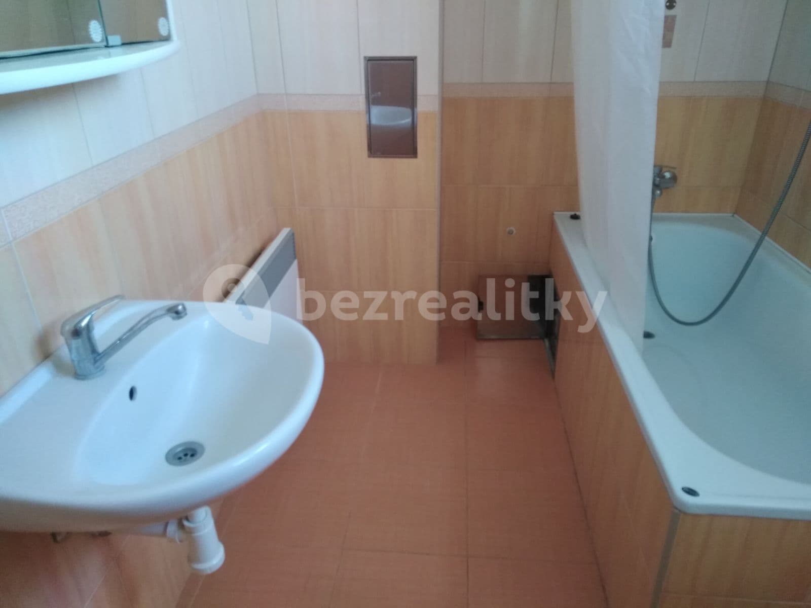 Pronájem bytu 2+kk 65 m², Josefa Suka, Brandýs nad Labem-Stará Boleslav, Středočeský kraj Pronájem bytu 2+kk 65 m², Josefa Suka, Brandýs nad Labem-Stará Boleslav, Středočeský kraj