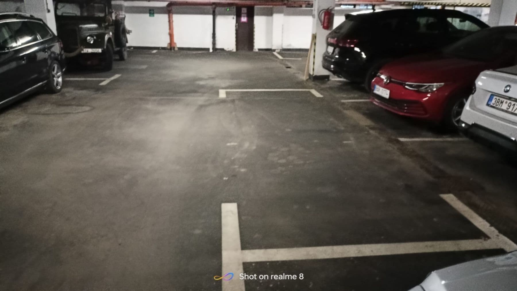 Pronájem garáže 12 m², Na Vrších, Praha, Praha Pronájem garáže 12 m², Na Vrších, Praha, Praha