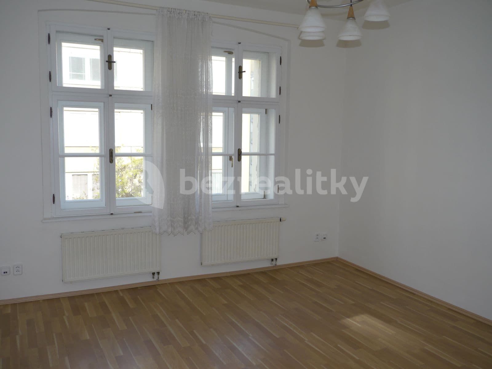 Pronájem bytu 1+1 37 m², Roháčova, Praha, Praha Pronájem bytu 1+1 37 m², Roháčova, Praha, Praha