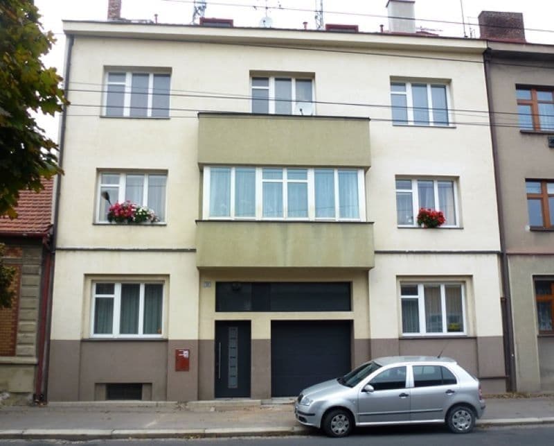 Pronájem bytu 1+kk 22 m², Sakařova, Pardubice, Pardubický kraj Pronájem bytu 1+kk 22 m², Sakařova, Pardubice, Pardubický kraj