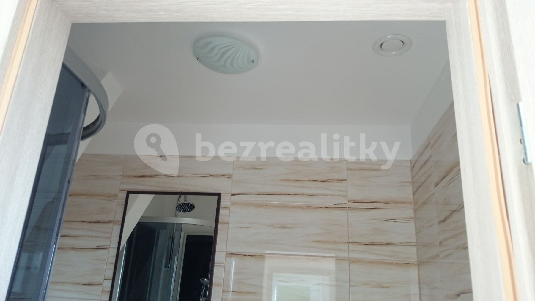 Pronájem bytu 1+kk 30 m², Korálková, Jablonec nad Nisou, Liberecký kraj Pronájem bytu 1+kk 30 m², Korálková, Jablonec nad Nisou, Liberecký kraj