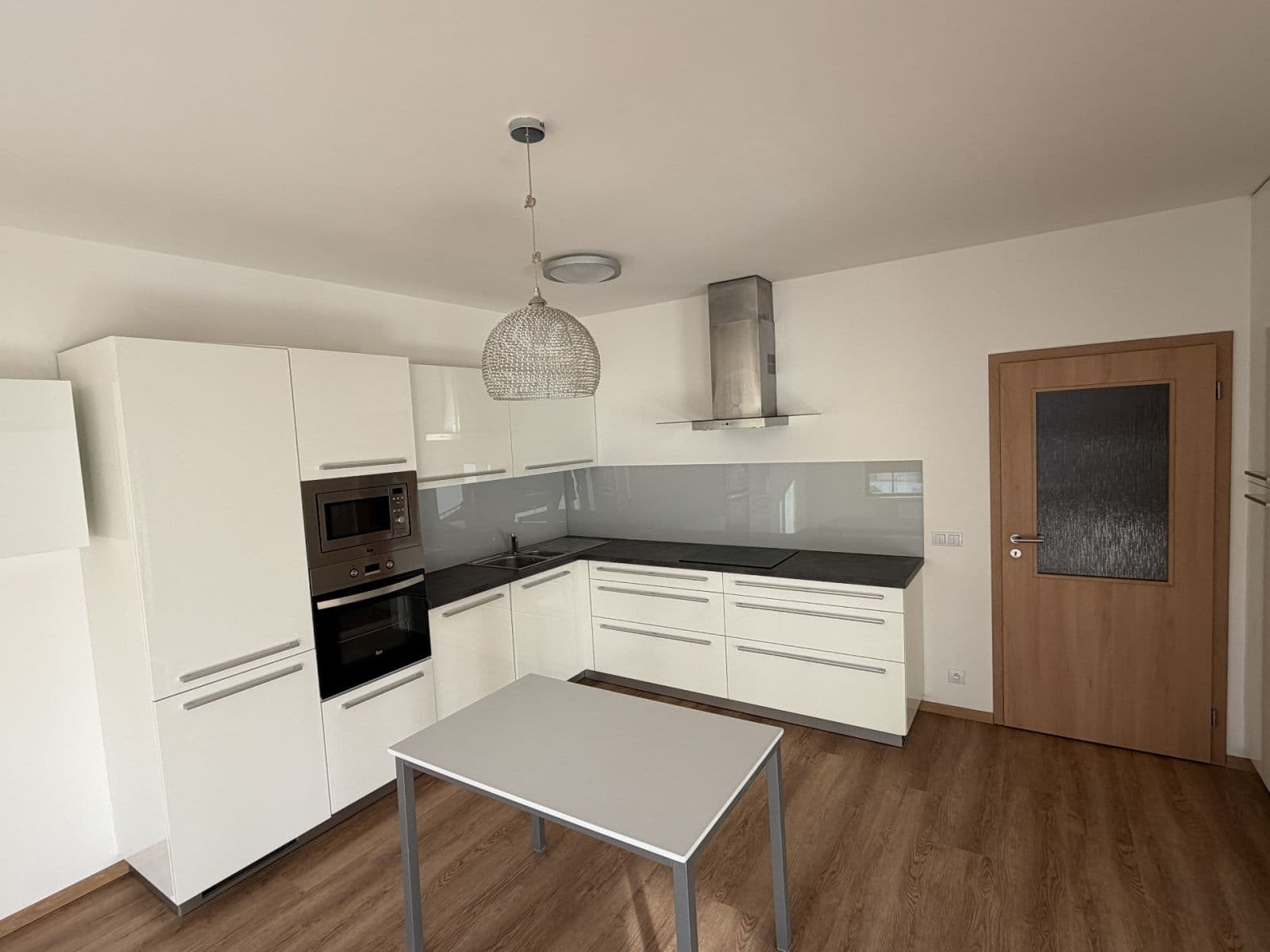 Pronájem bytu 2+kk 52 m², Kurta Konráda, Praha, Praha Pronájem bytu 2+kk 52 m², Kurta Konráda, Praha, Praha