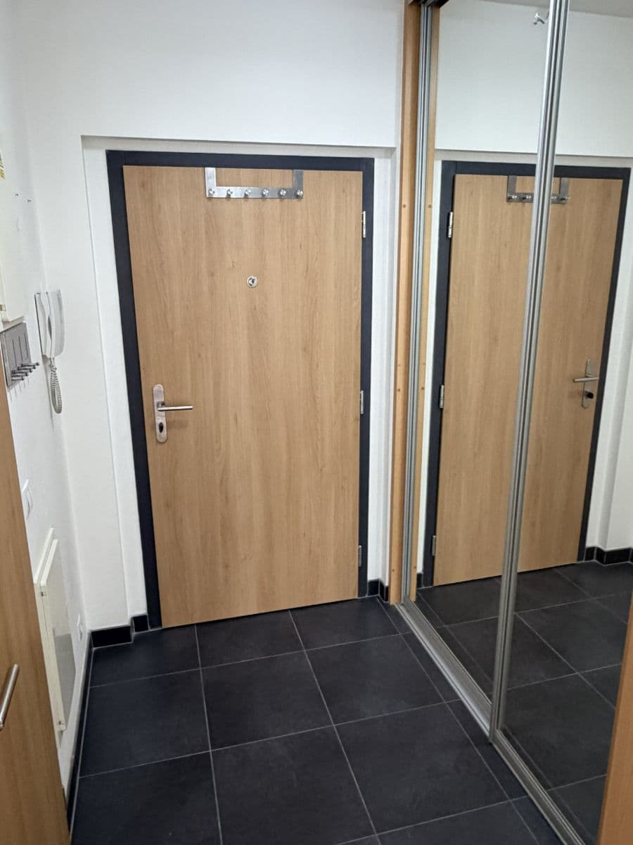 Pronájem bytu 2+kk 52 m², Kurta Konráda, Praha, Praha Pronájem bytu 2+kk 52 m², Kurta Konráda, Praha, Praha