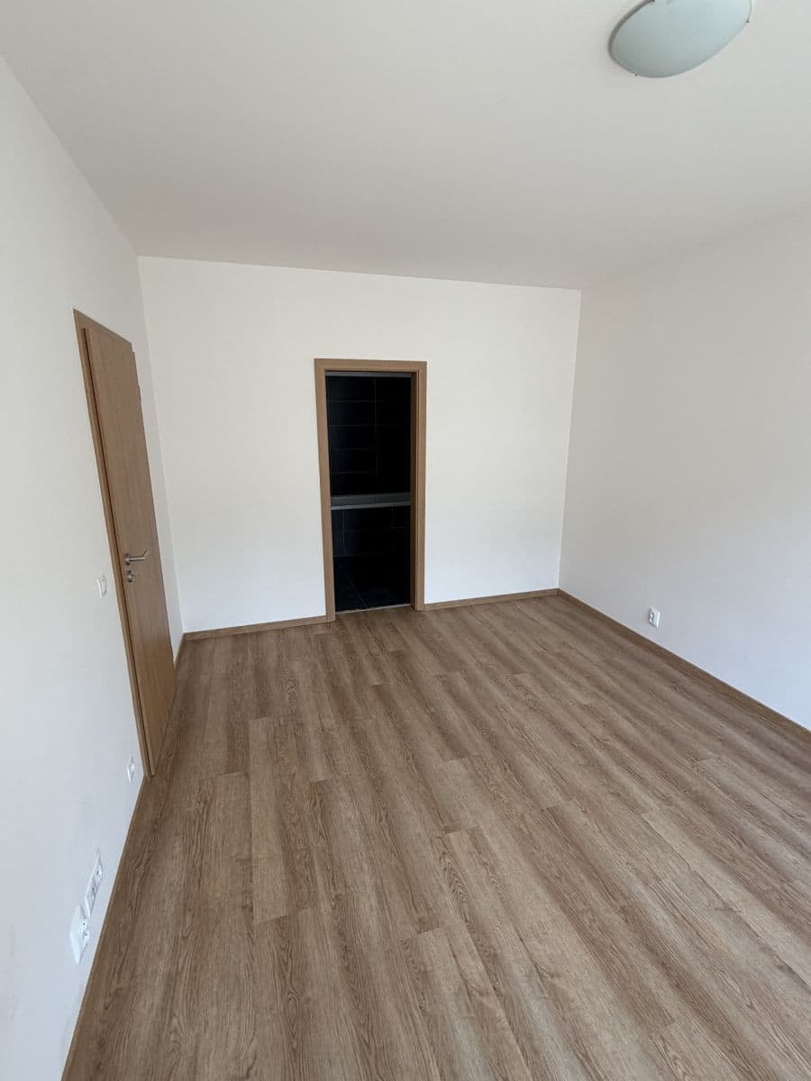 Pronájem bytu 2+kk 52 m², Kurta Konráda, Praha, Praha Pronájem bytu 2+kk 52 m², Kurta Konráda, Praha, Praha