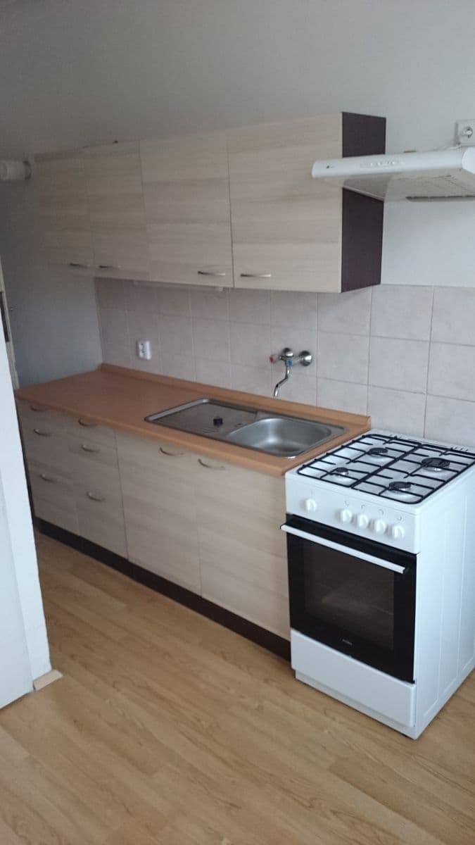 Pronájem bytu 1+1 35 m², Vrchlického, Praha, Praha Pronájem bytu 1+1 35 m², Vrchlického, Praha, Praha