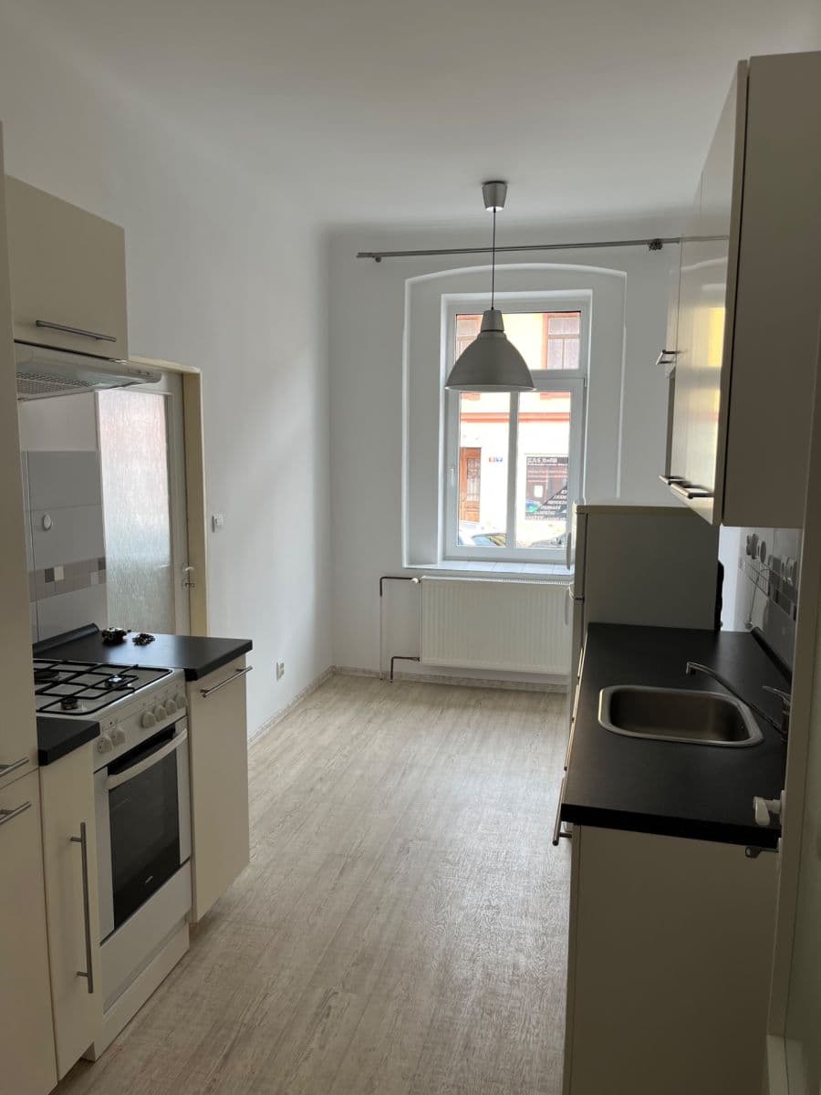 Pronájem bytu 2+1 56 m², Písečná, Cheb, Karlovarský kraj Pronájem bytu 2+1 56 m², Písečná, Cheb, Karlovarský kraj